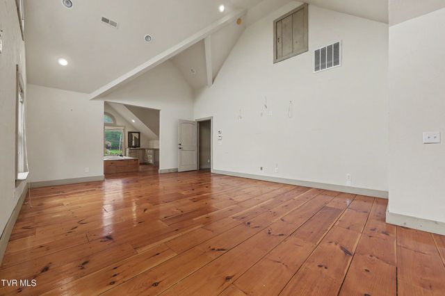 3101 Whitehouse Road, Greeneville, TN 37745