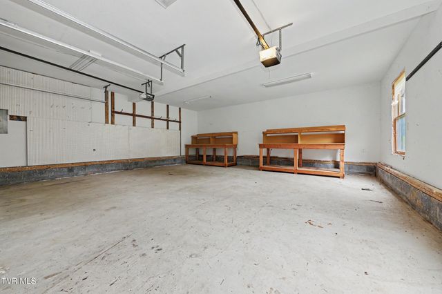 3101 Whitehouse Road, Greeneville, TN 37745