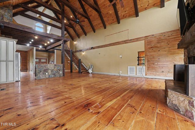 3101 Whitehouse Road, Greeneville, TN 37745