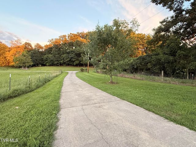 3101 Whitehouse Road, Greeneville, TN 37745
