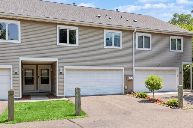 236 6th Street NE, Minneapolis, MN 55413