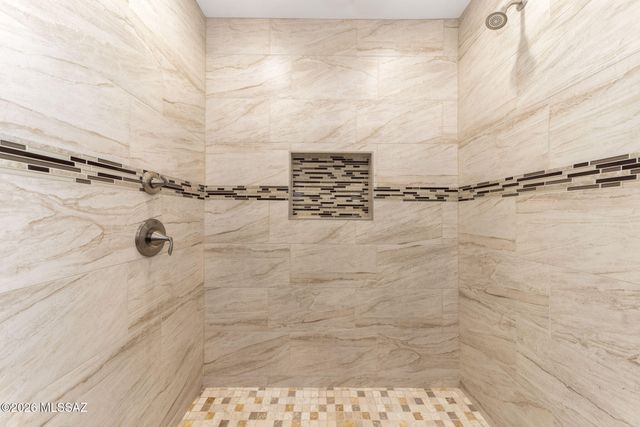 104 Circulo Penjamo, Rio Rico, AZ 85648