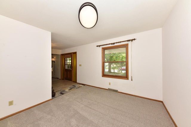 2751 N 118th STREET, Wauwatosa, WI 53222
