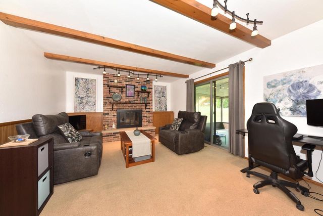 2751 N 118th STREET, Wauwatosa, WI 53222
