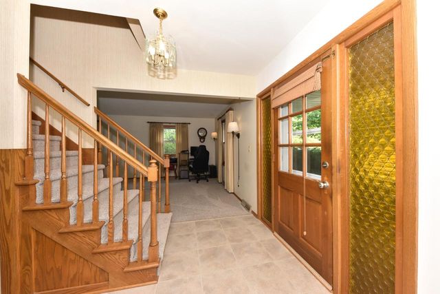 2751 N 118th STREET, Wauwatosa, WI 53222