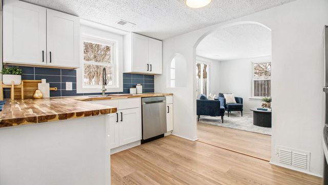 123 Cameron Street Se, Gaines Twp, MI 49548