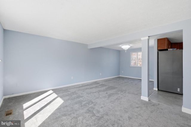 6410 KILLARNEY ST, Clinton, MD 20735