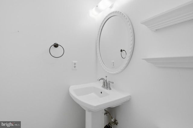 6410 KILLARNEY ST, Clinton, MD 20735