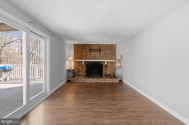 6410 KILLARNEY ST, Clinton, MD 20735