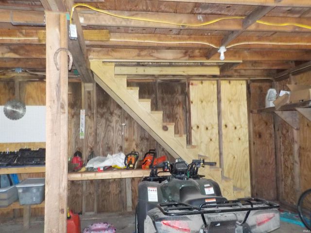 6133 S County Road 490 west Road, Paoli, IN 47454