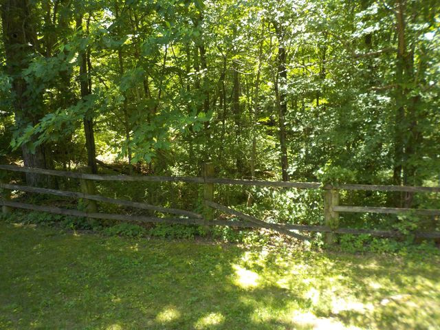 6133 S County Road 490 west Road, Paoli, IN 47454