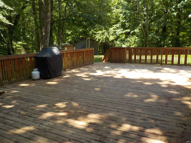 6133 S County Road 490 west Road, Paoli, IN 47454