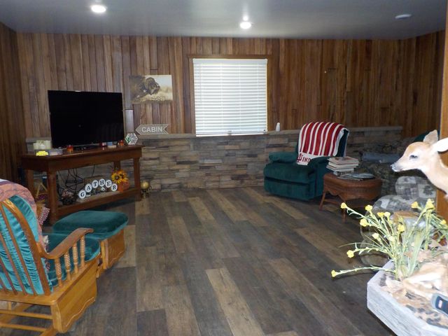 6133 S County Road 490 west Road, Paoli, IN 47454