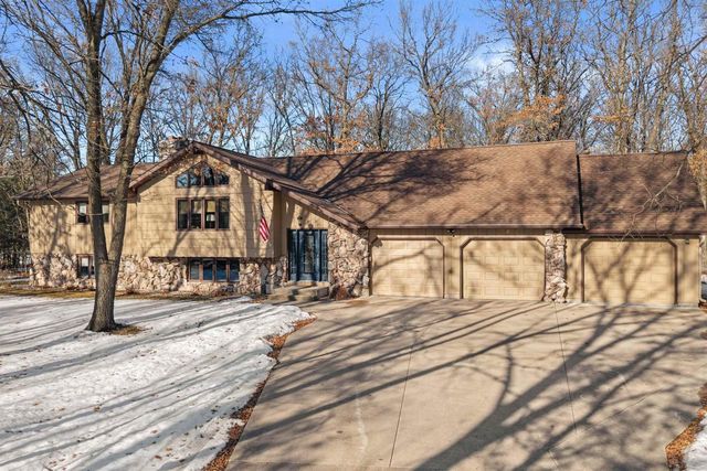 5570 APPLEWOOD COURT, Stevens Point, WI 54482