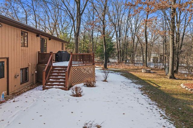 5570 APPLEWOOD COURT, Stevens Point, WI 54482