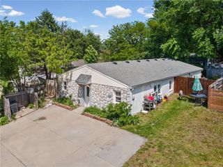 6203 N Main Street, Gladstone, MO 64118