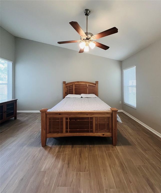 Image 15 of property listing at 18564 KINGBIRD DRIVE, Lutz, FL 33558
