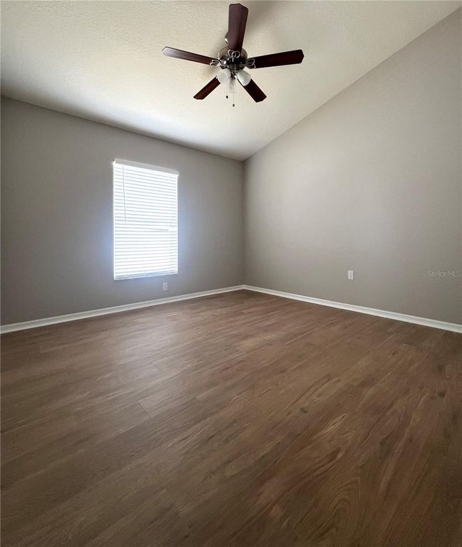Image 21 of property listing at 18564 KINGBIRD DRIVE, Lutz, FL 33558