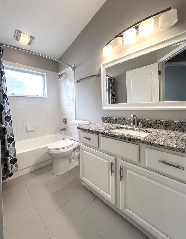 Image 23 of property listing at 18564 KINGBIRD DRIVE, Lutz, FL 33558