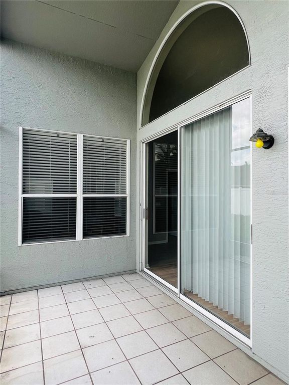 Image 24 of property listing at 18564 KINGBIRD DRIVE, Lutz, FL 33558