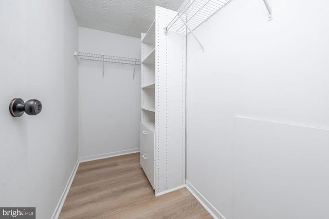 97 N QUEEN, West Deptford, NJ 08086