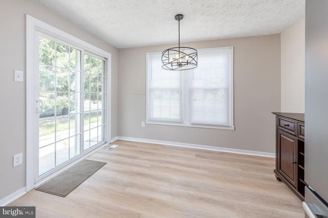 97 N QUEEN, West Deptford, NJ 08086