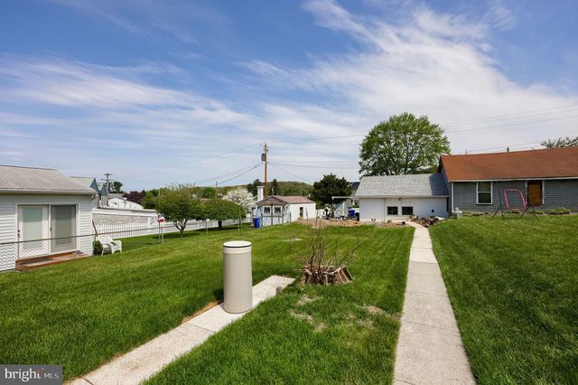 3625 KUTZTOWN RD, Reading, PA 19605