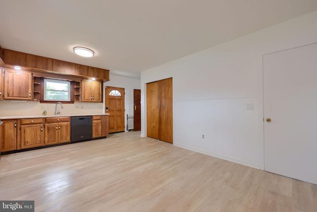 3625 KUTZTOWN RD, Reading, PA 19605