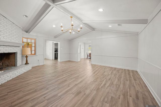 4242 Pine Park Dr, Baton Rouge, LA 70809