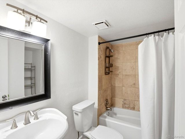 18051 E Kentucky Ave 103, Aurora, CO 80017