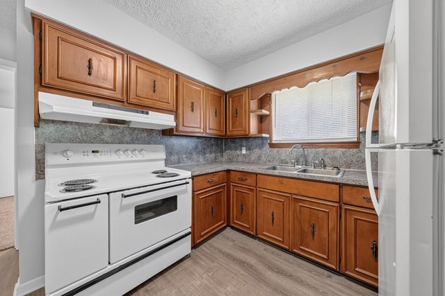 704 15th Avenue, Phenix City, AL 36869