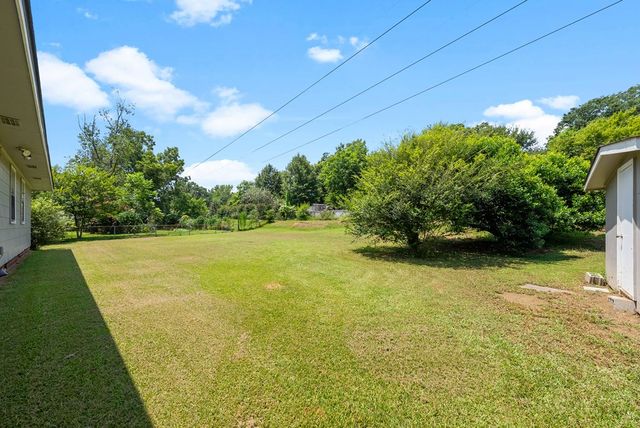 704 15th Avenue, Phenix City, AL 36869