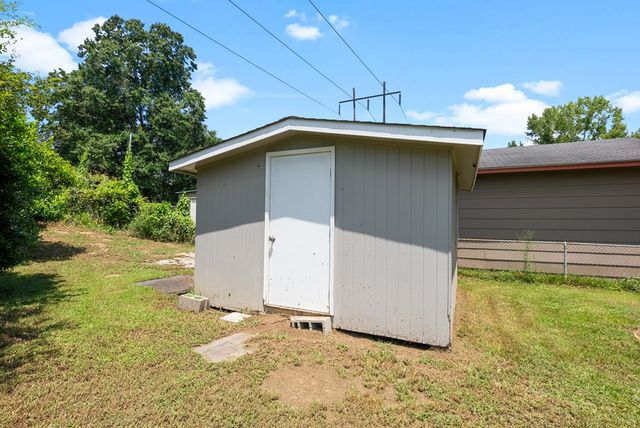 704 15th Avenue, Phenix City, AL 36869