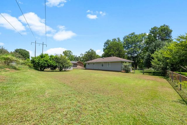 704 15th Avenue, Phenix City, AL 36869