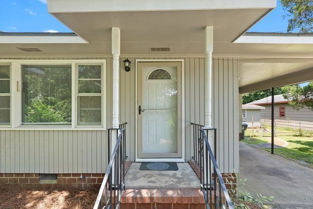 704 15th Avenue, Phenix City, AL 36869