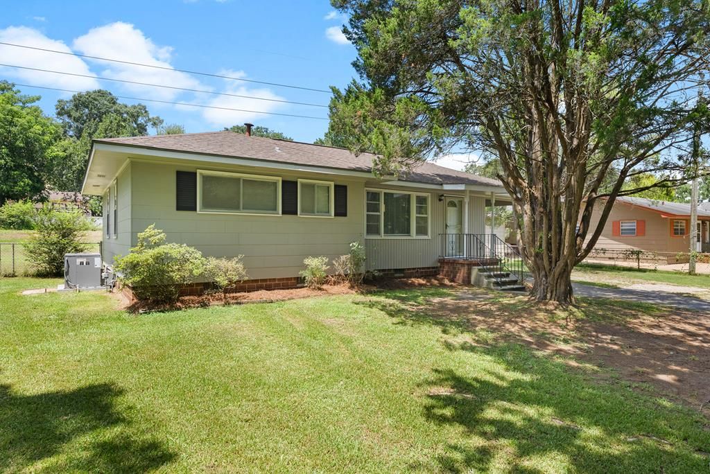 704 15th Avenue, Phenix City, AL 36869
