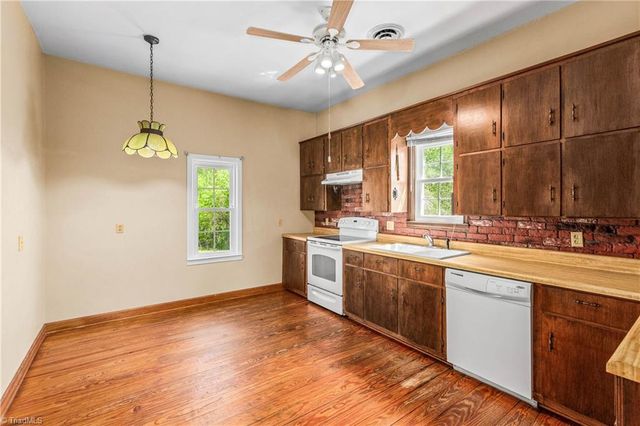 1721 Garner Road, Yadkinville, NC 27055