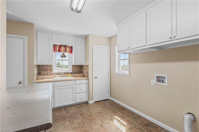 1721 Garner Road, Yadkinville, NC 27055