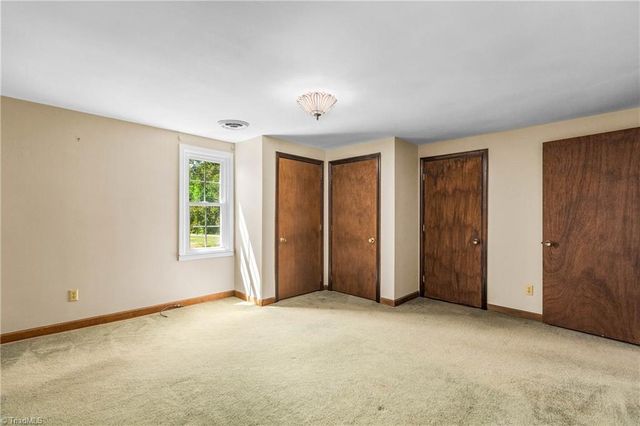 1721 Garner Road, Yadkinville, NC 27055