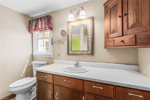 1721 Garner Road, Yadkinville, NC 27055