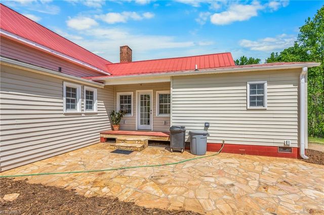 1721 Garner Road, Yadkinville, NC 27055