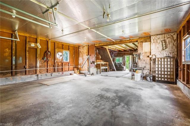 1721 Garner Road, Yadkinville, NC 27055