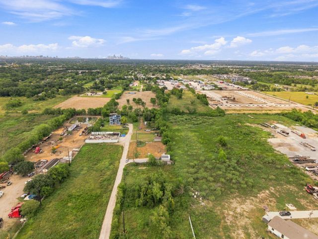 13831 Mary Kay Lane, Houston, TX 77048