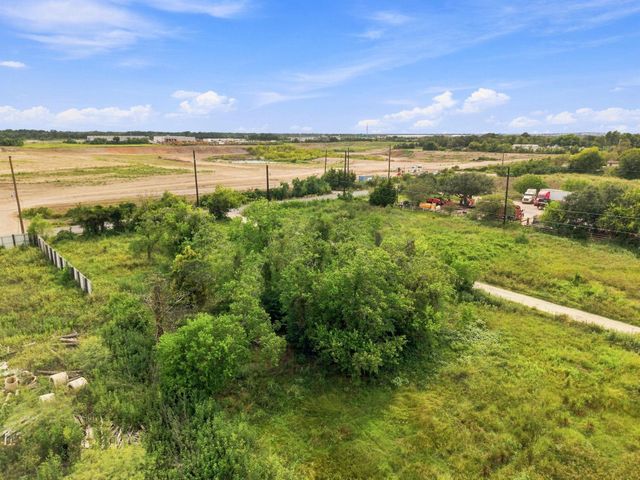 13831 Mary Kay Lane, Houston, TX 77048