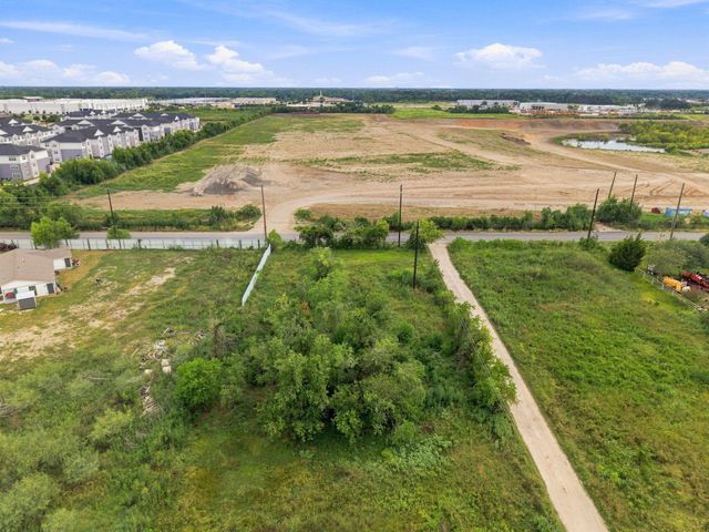 13831 Mary Kay Lane, Houston, TX 77048
