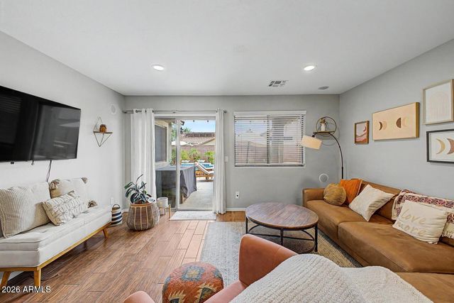 15465 W SHANGRI LA Road, Surprise, AZ 85379