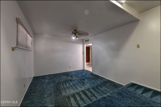 101 Fountain Road, El Paso, TX 79912