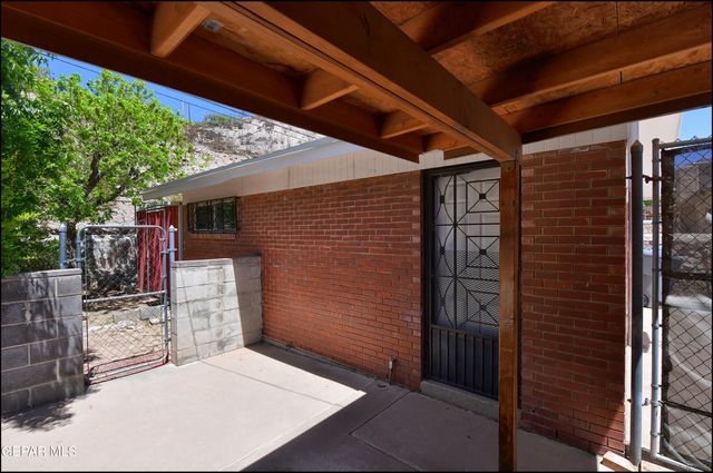 101 Fountain Road, El Paso, TX 79912