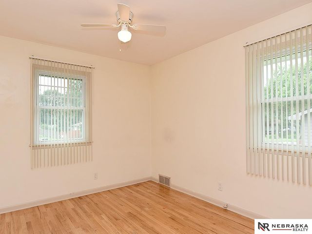 9820 Poppleton Avenue, Omaha, NE 68124