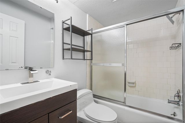 12633 Memorial Drive 118, Houston, TX 77024